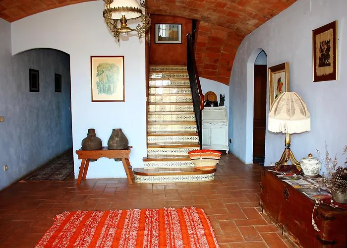 Mas Saris Peratallada