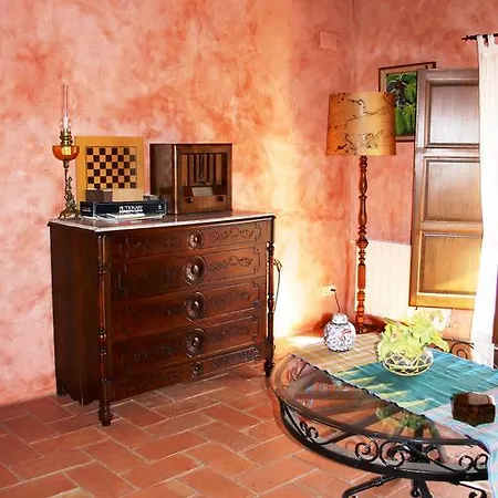 Mas Saris Peratallada